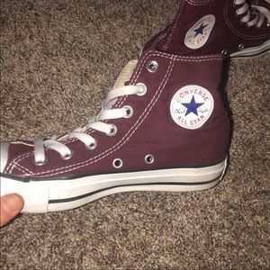 New Maroon converse high top size 6